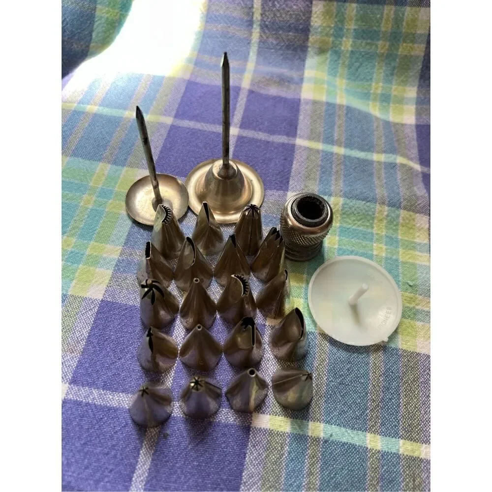 Vintage Cake Piping Tips